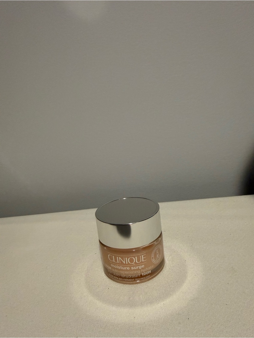 Clinique Moisture Surge Face Cream - Peachy Pink Jar with Silver Lid